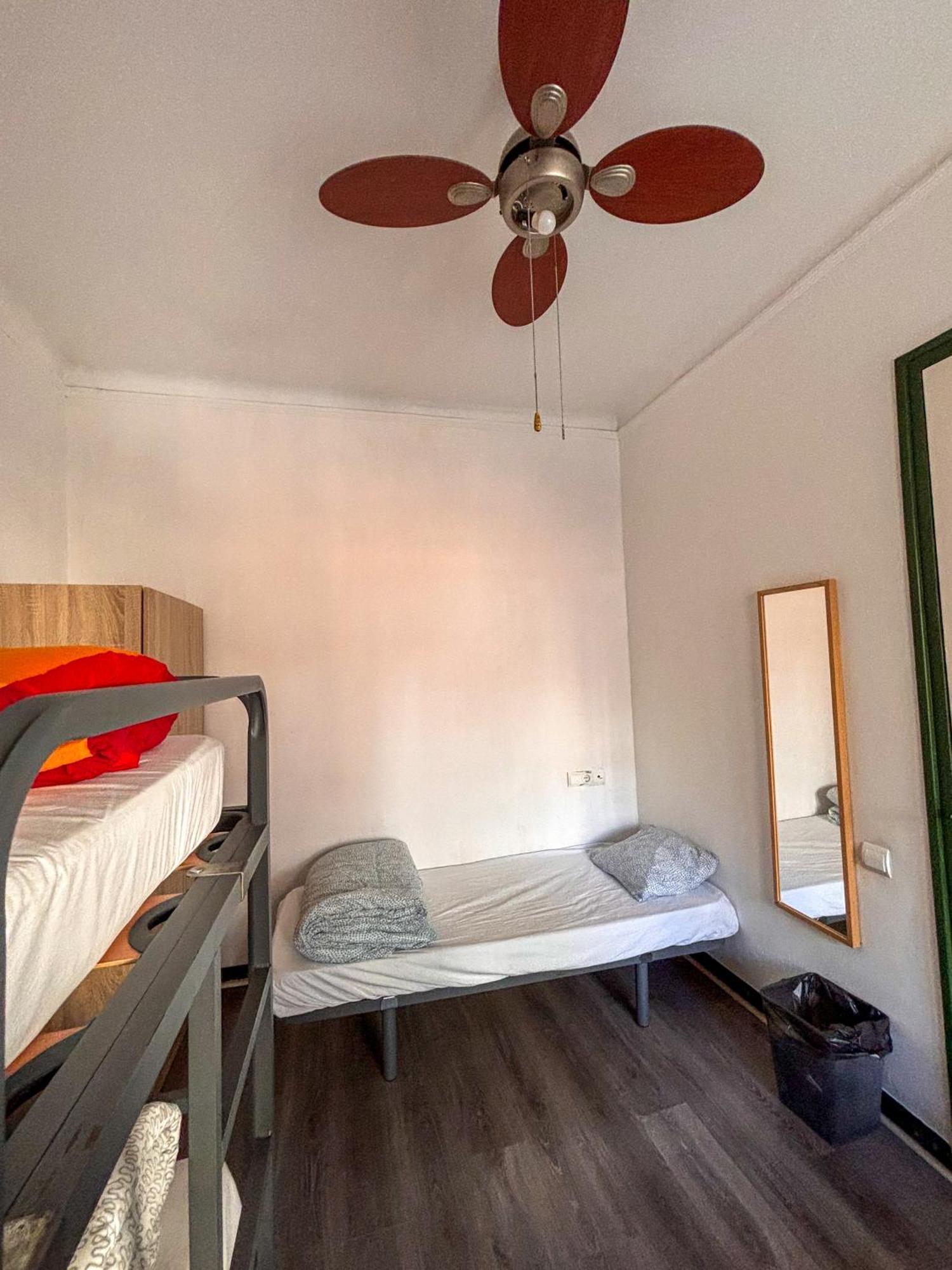 Tarragona Hostel Dış mekan fotoğraf
