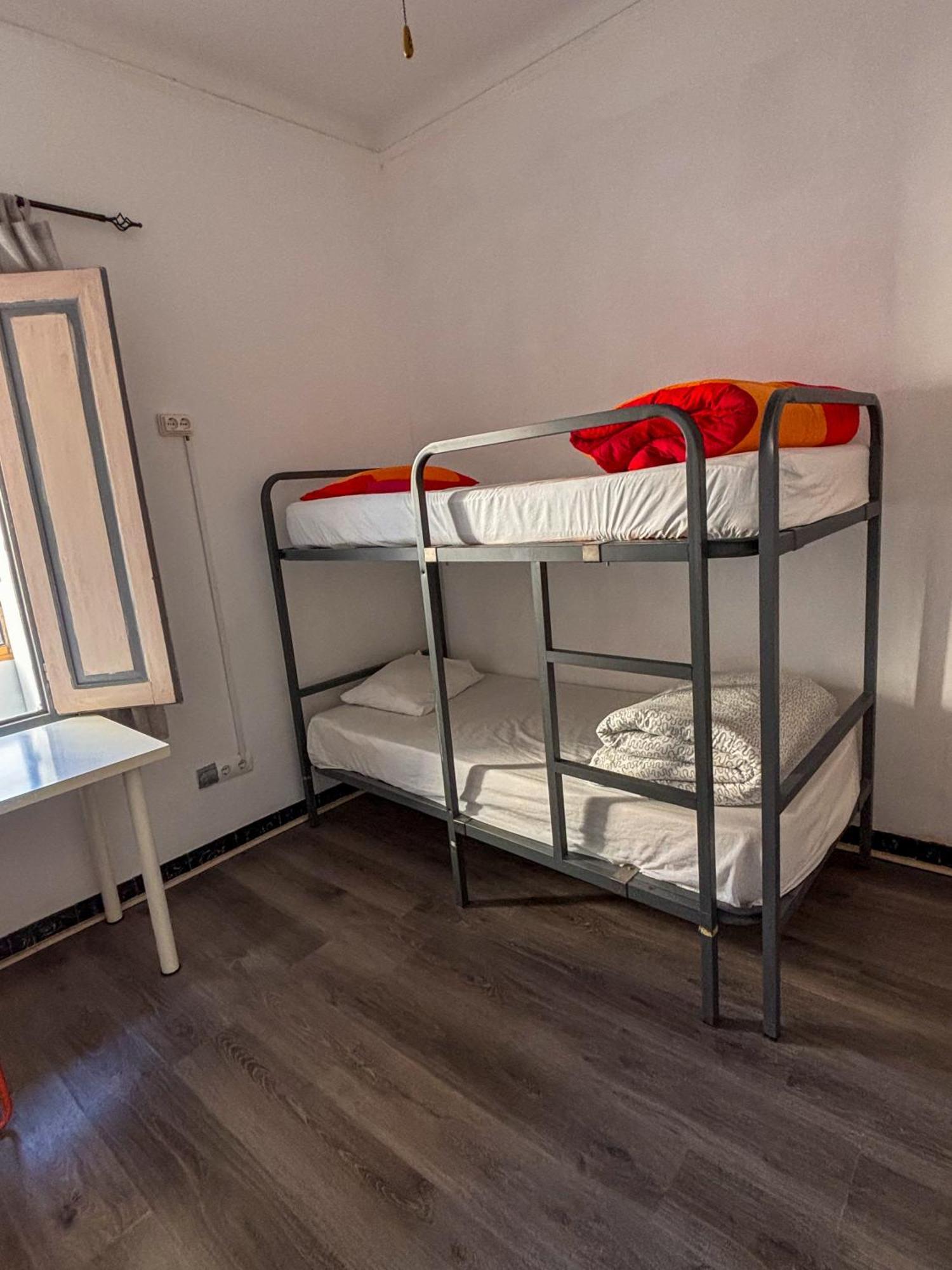 Tarragona Hostel Dış mekan fotoğraf