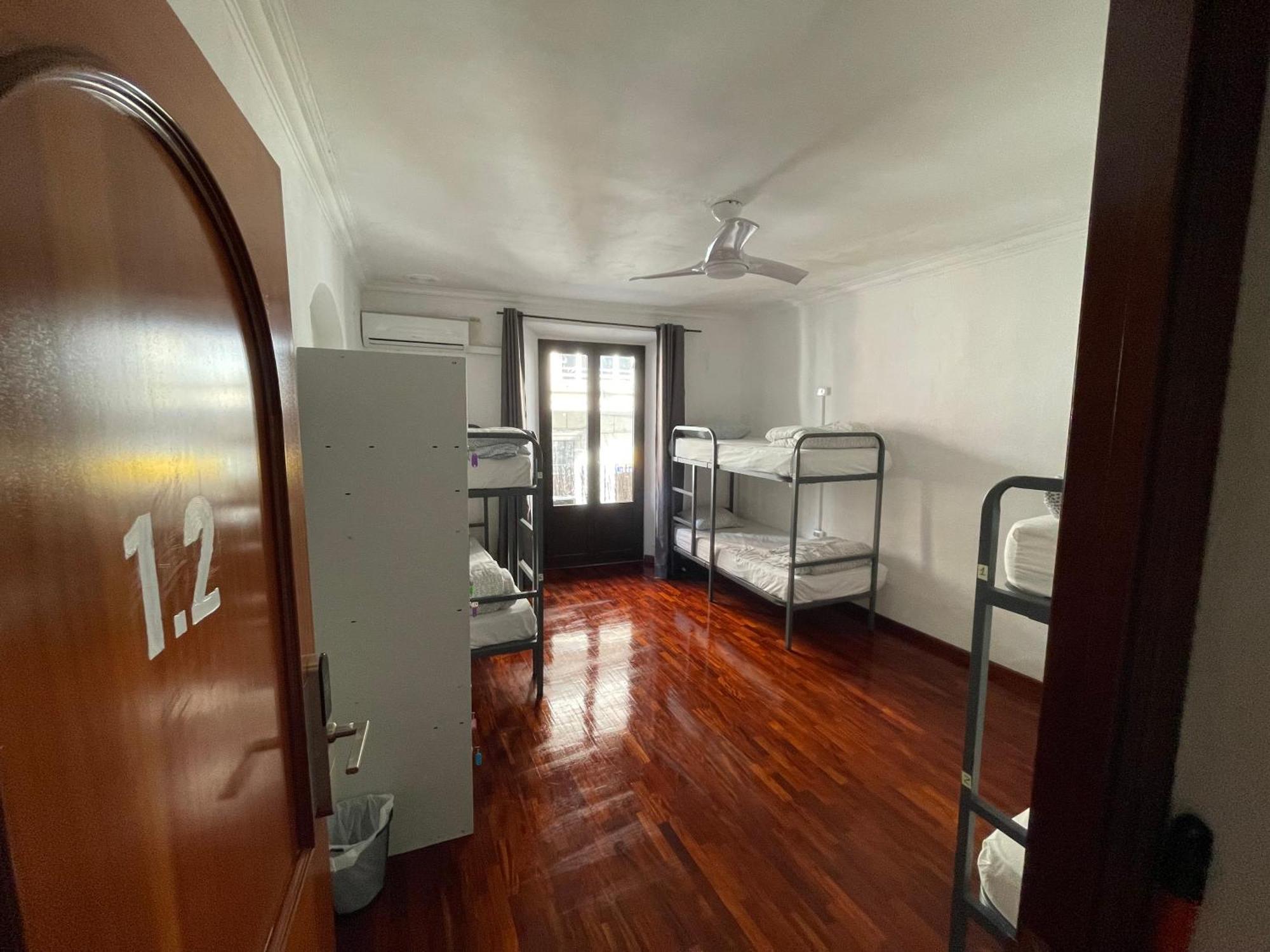 Tarragona Hostel Dış mekan fotoğraf